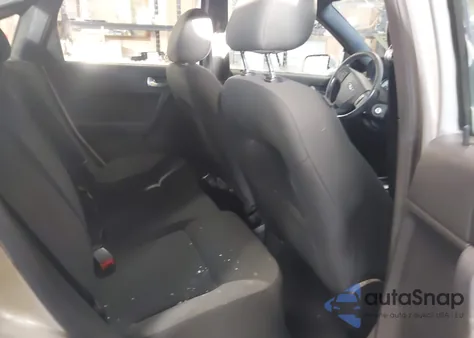 2009 Ford Focus z USA, uszkodzony, nr VIN 1SAHP36N89W174773